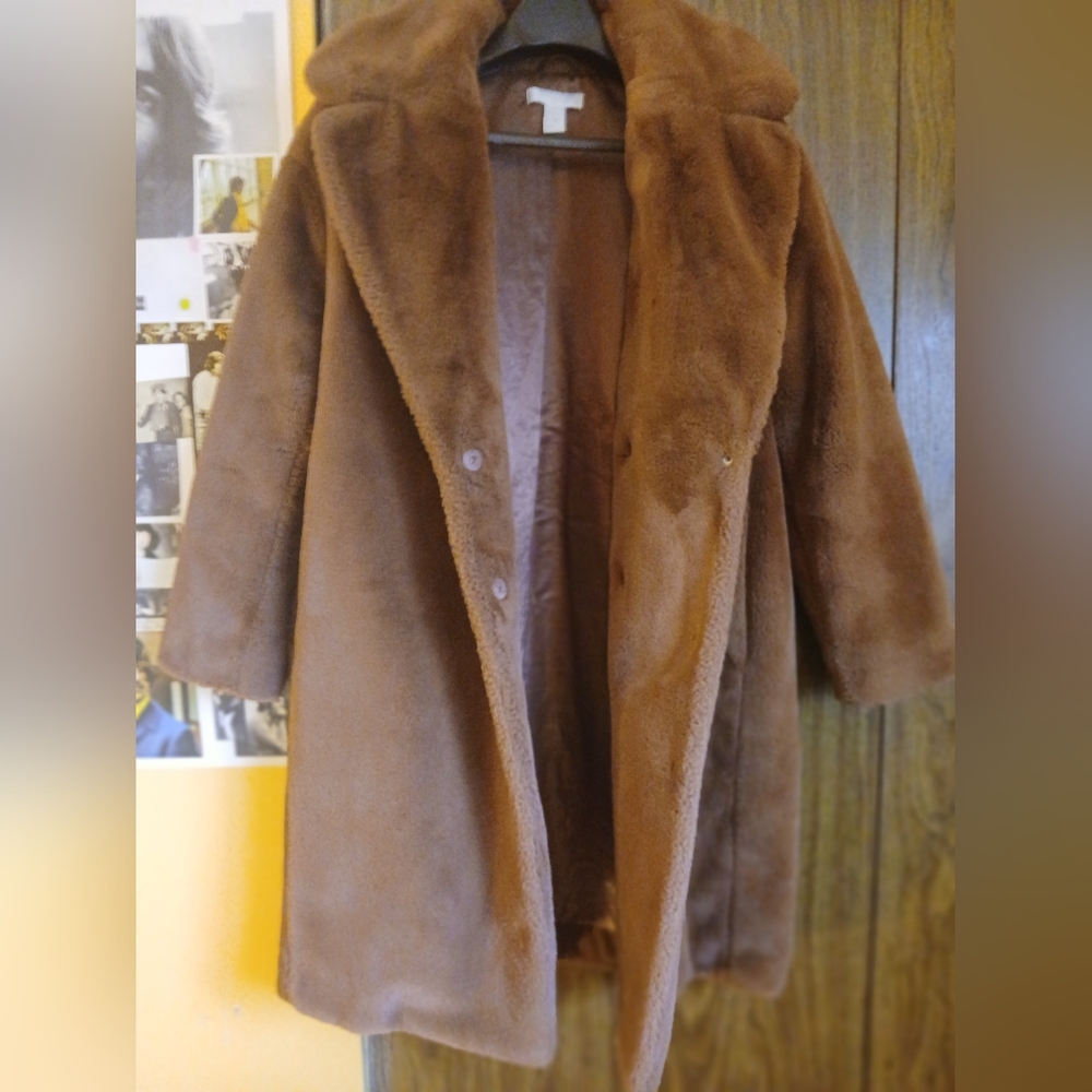 H&M Luxurious Tan Faux Fur Coat Sz Small - Picture 8 of 10